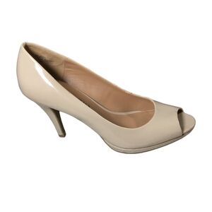 Jones Studio Avery Camel Colored Peep Toe Pump size 10 EUC